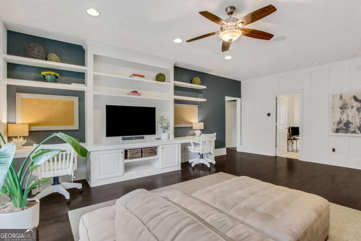 3467 Brookleigh Lane Atlanta - 16