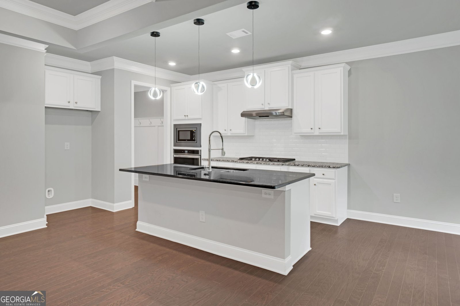 7043 Lancaster Crossing Flowery Branch - 17