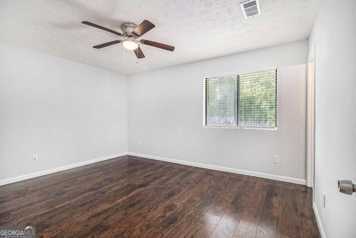 4835 Kellys Mill Drive Lilburn - 10