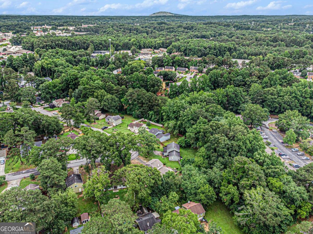 4835 Kellys Mill Drive Lilburn - 28