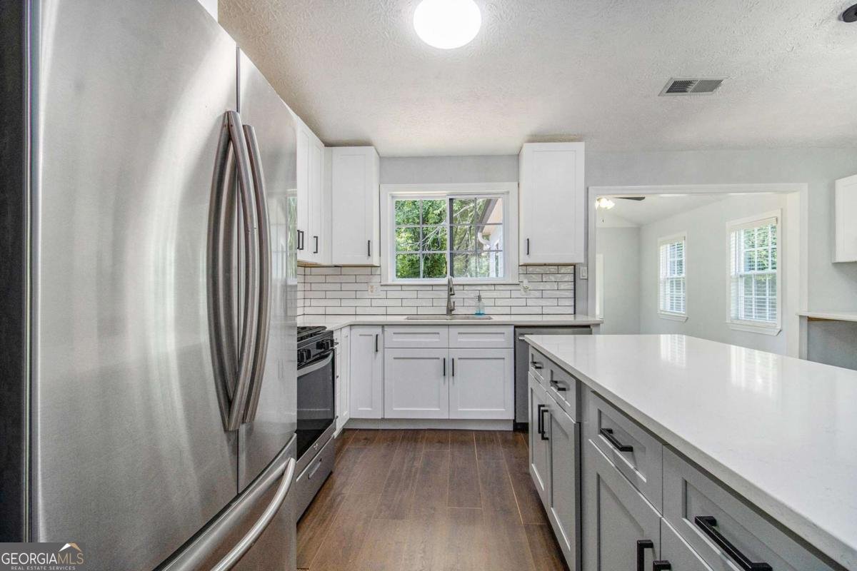 4835 Kellys Mill Drive Lilburn - 8