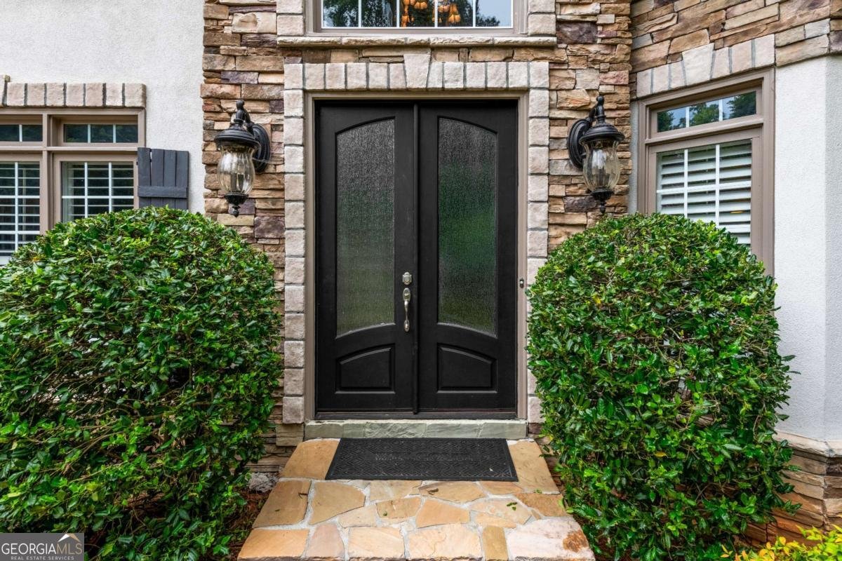 1515 Lockridge Drive Cumming - 3