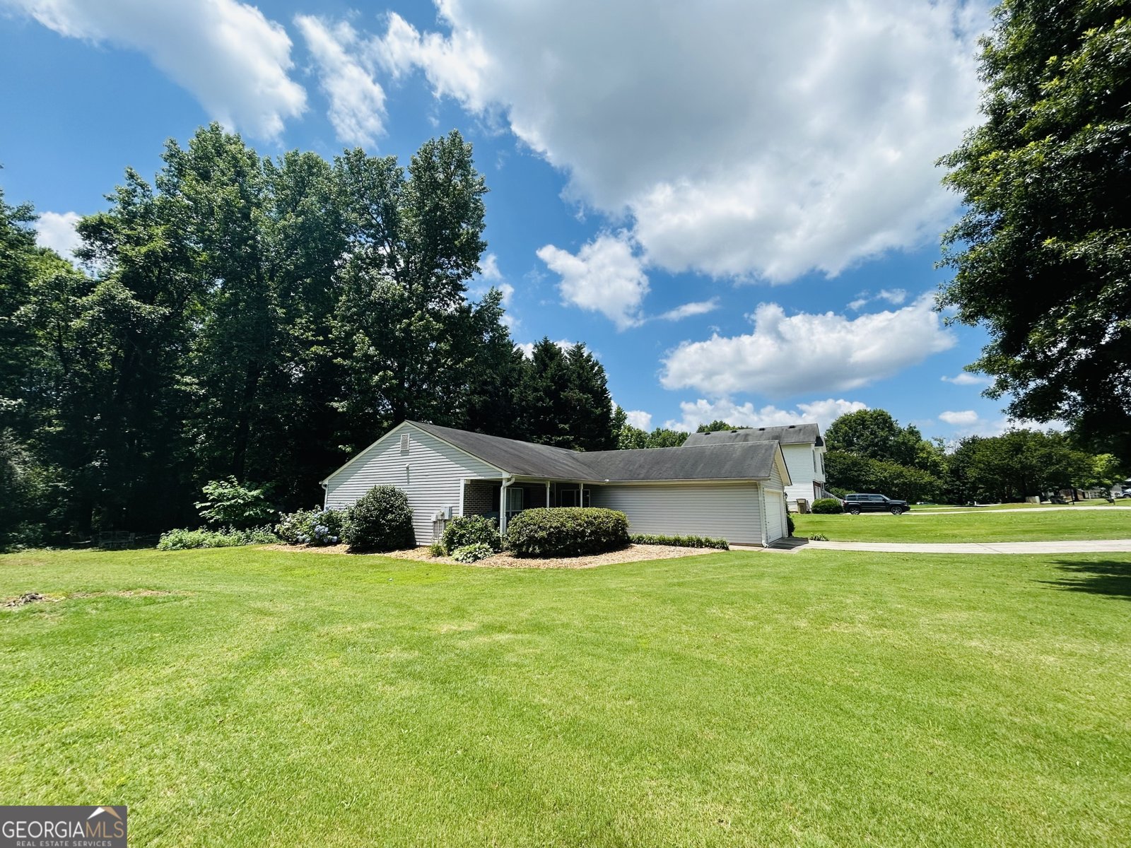 515 Pin Oak Drive Bethlehem - 2