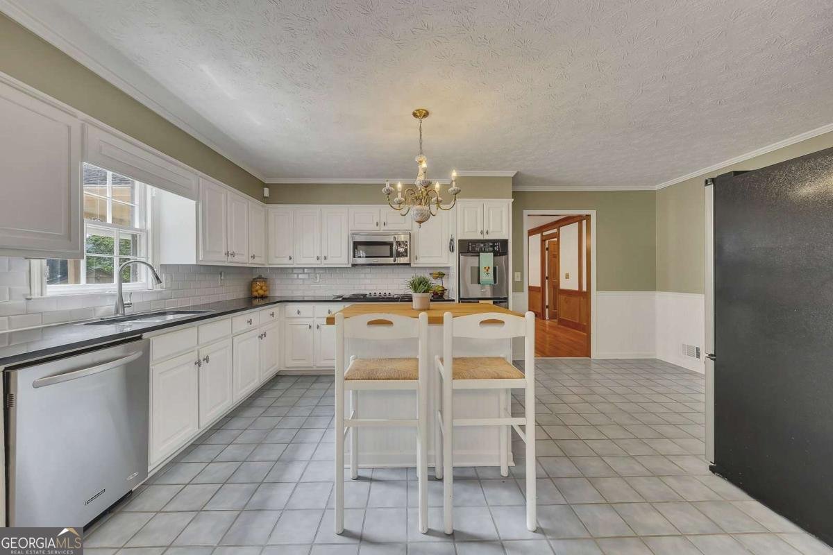 1324 Concord Circle Lilburn - 15