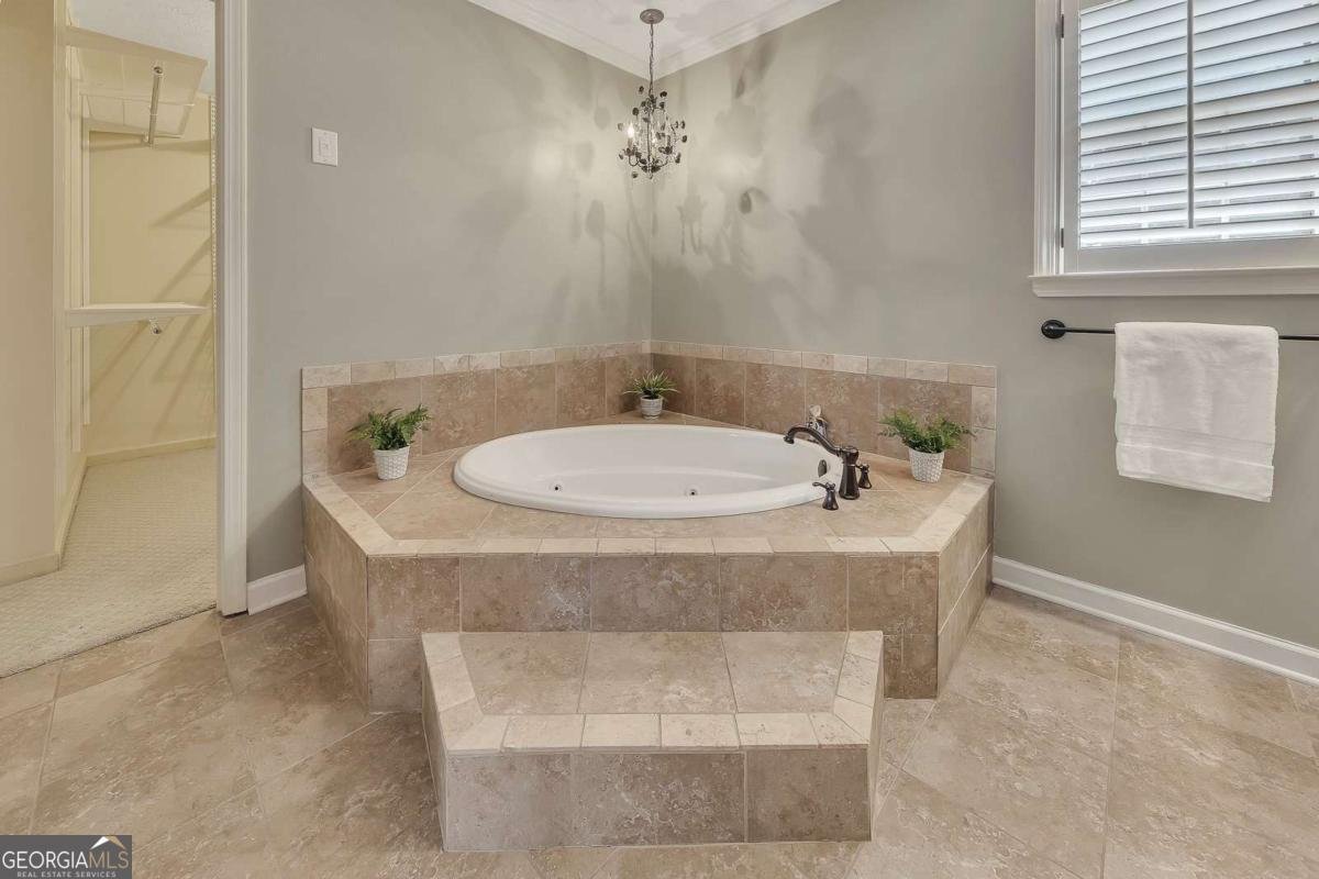 1324 Concord Circle Lilburn - 31