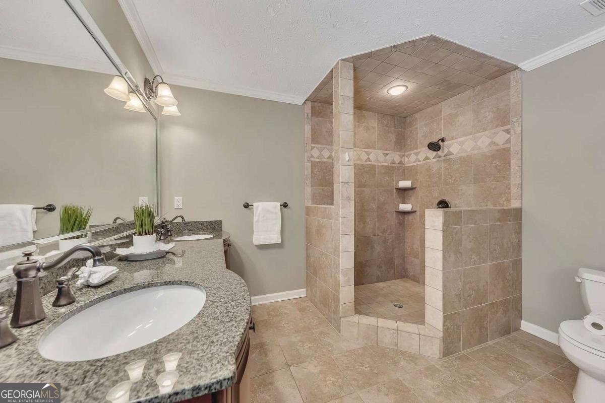 1324 Concord Circle Lilburn - 33