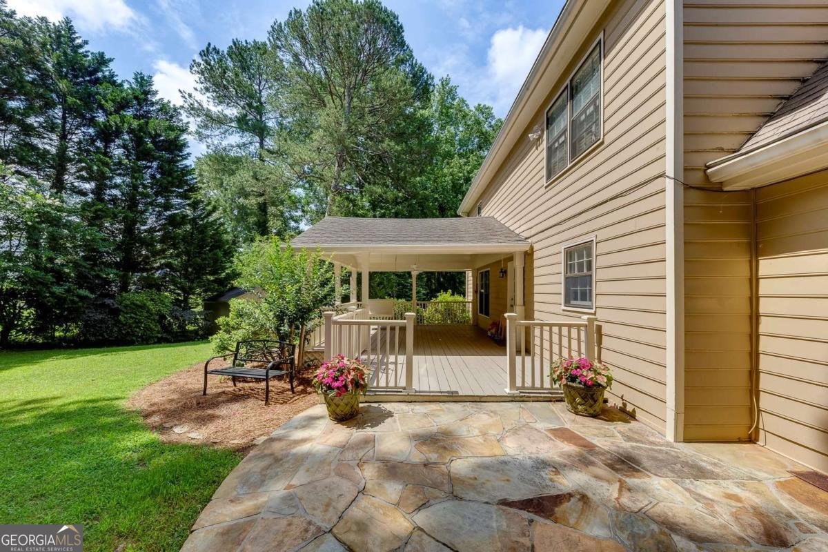 1324 Concord Circle Lilburn - 47