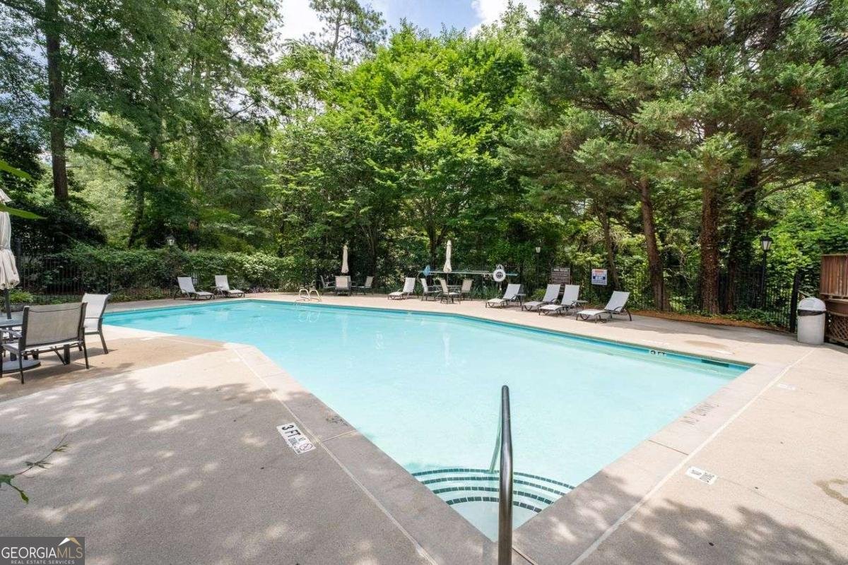3071 LENOX Road Atlanta - 24