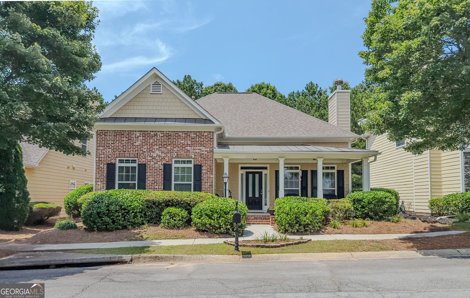 557 Pringle Drive Suwanee - 1