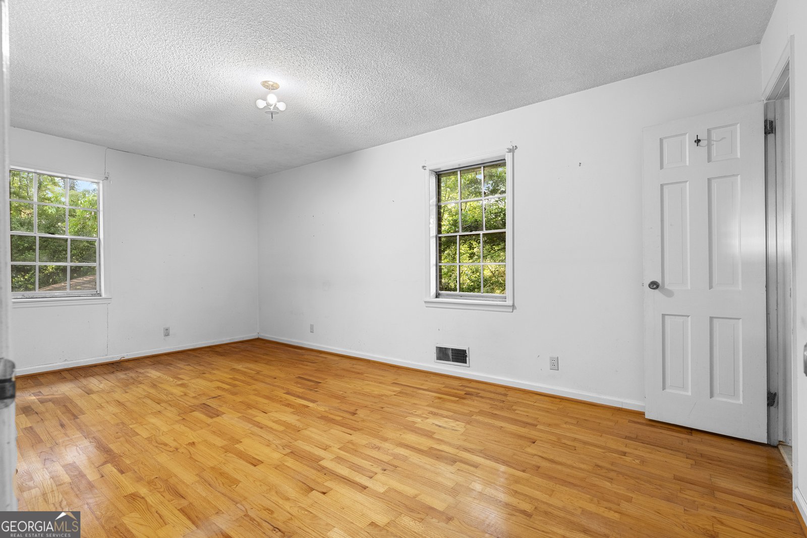 300 Dale Avenue Calhoun - 17