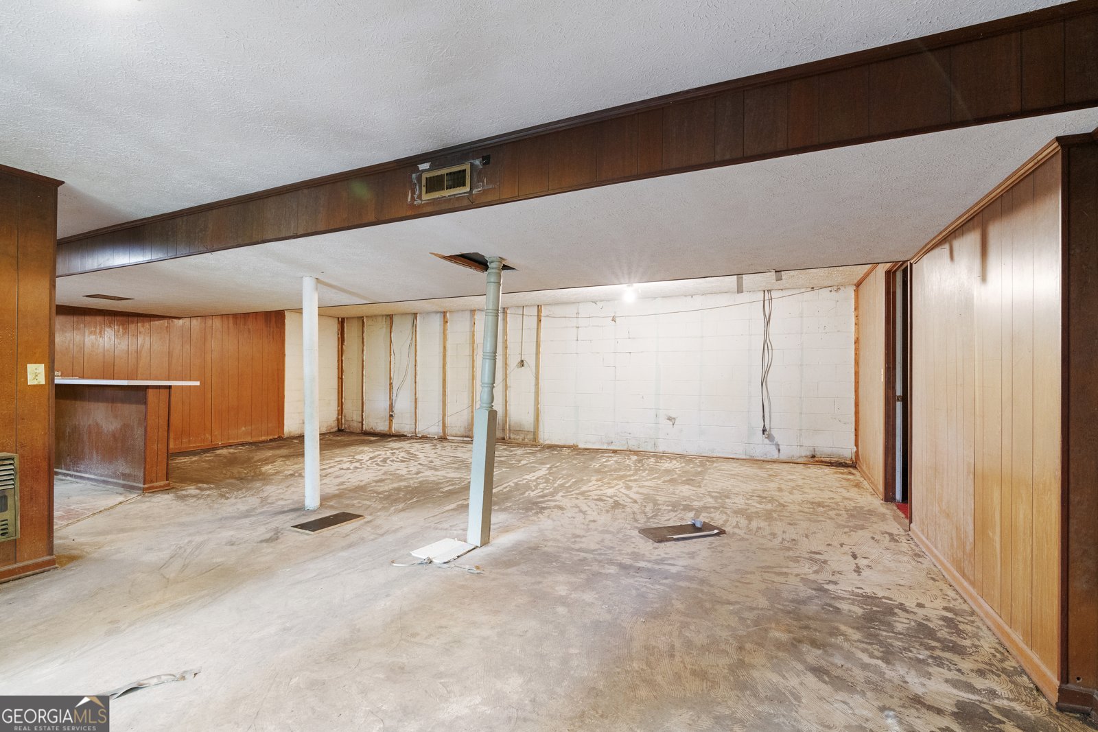 300 Dale Avenue Calhoun - 23