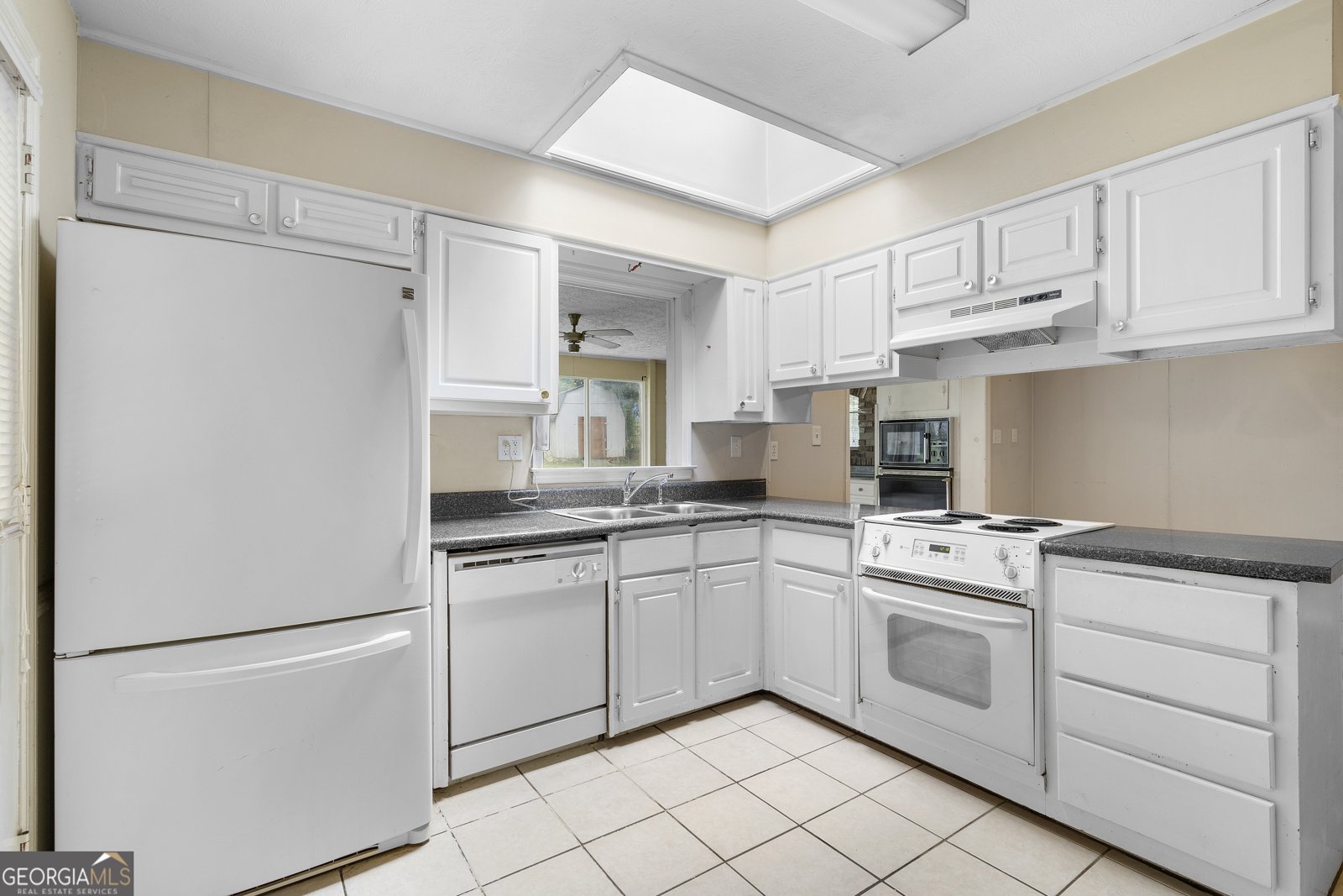 2135 Knighton Drive South Fulton - 2