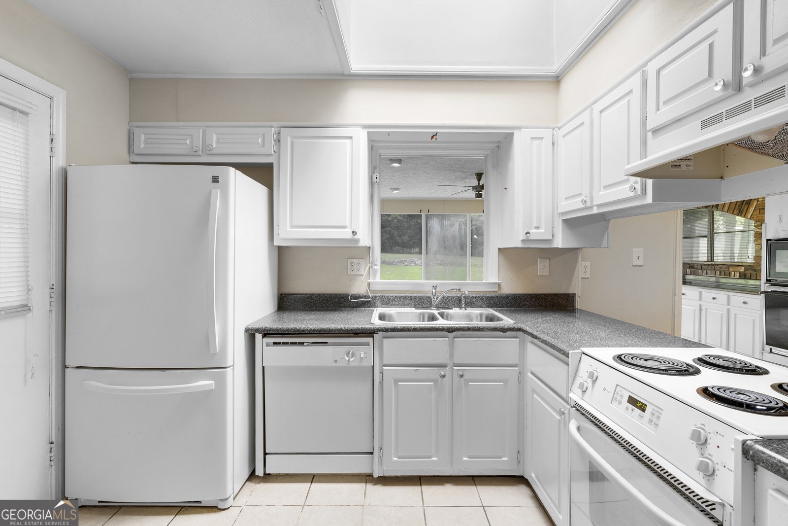 2135 Knighton Drive South Fulton - 3