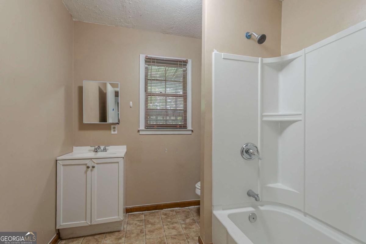 1744 Cum Laude Way Lawrenceville - 31