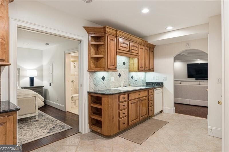 15450 Treyburn Manor View Milton - 32