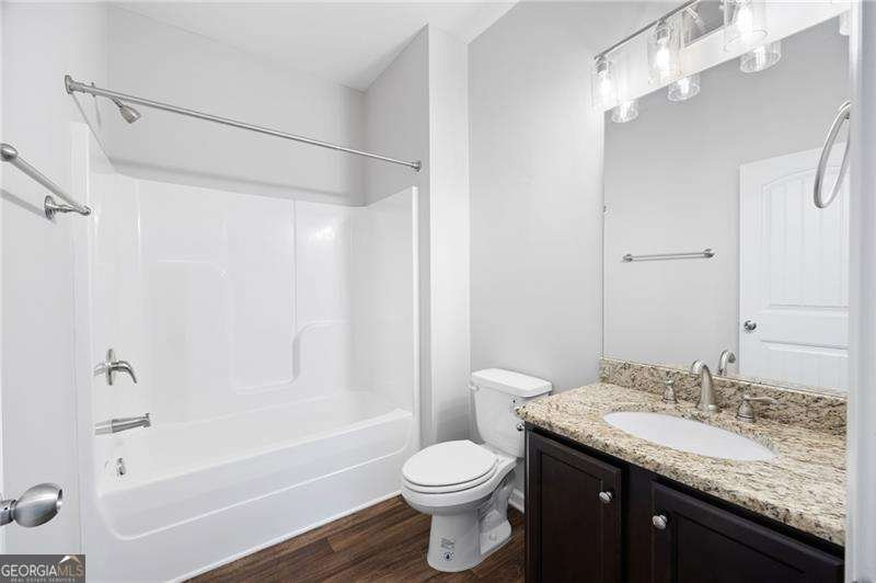 403 Village View Woodstock - 16