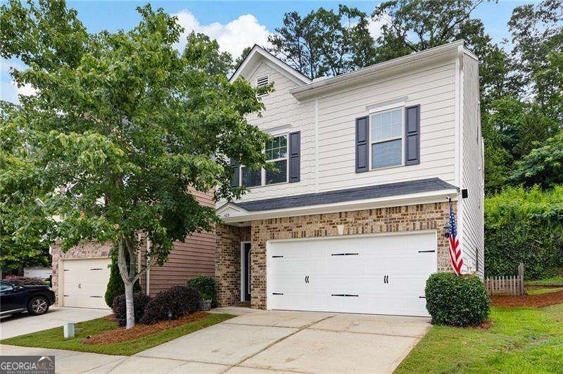 403 Village View Woodstock - 2