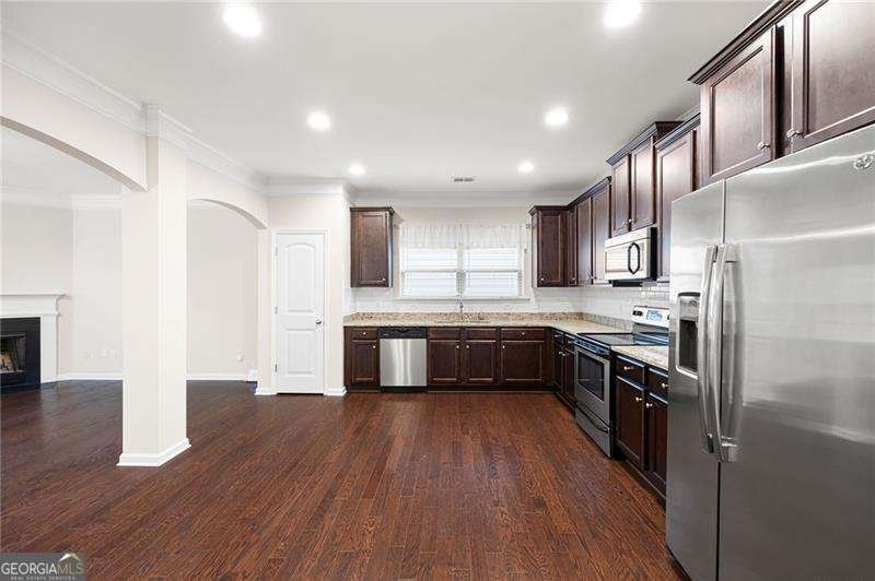 403 Village View Woodstock - 6