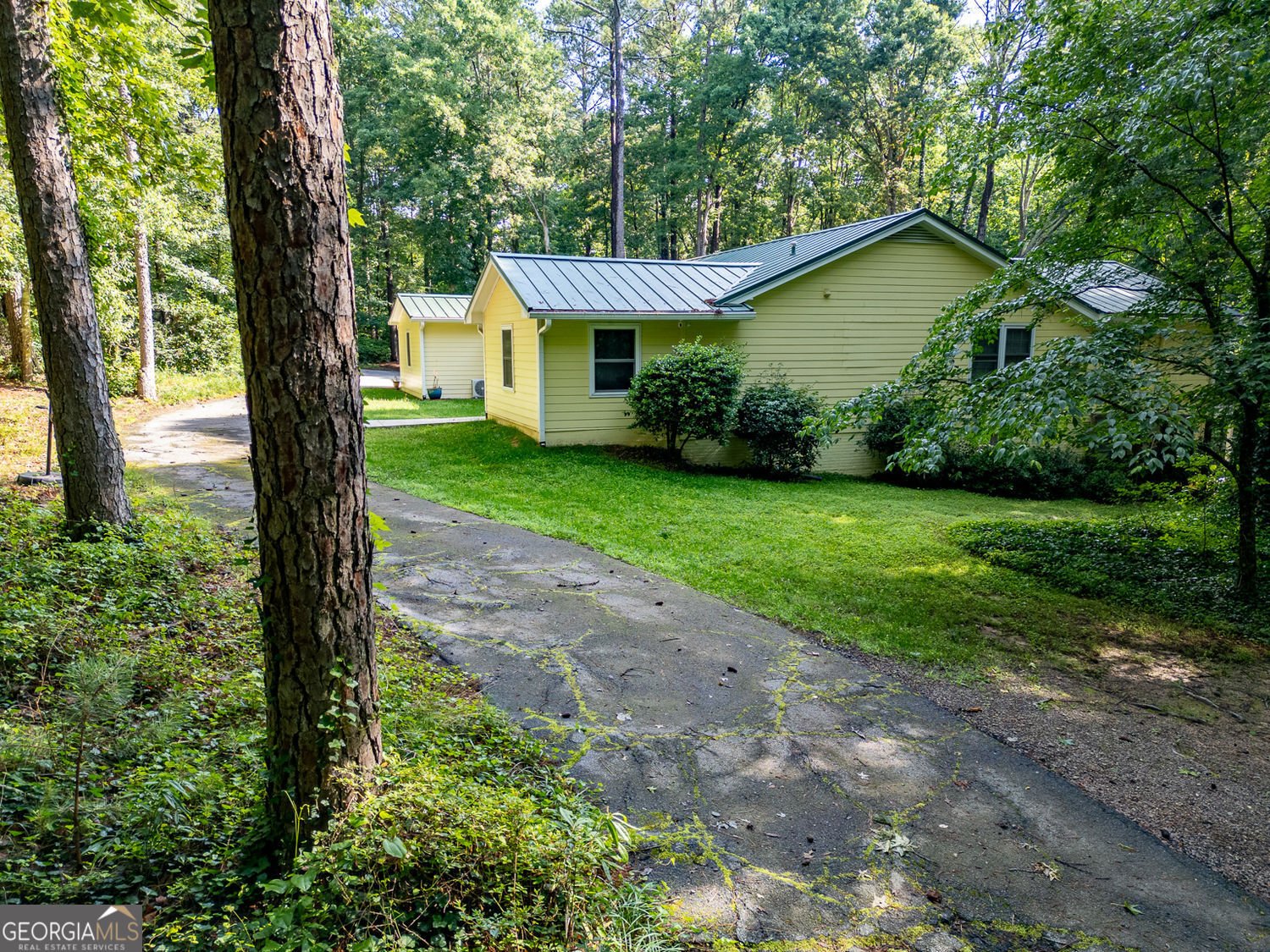 5357 Highway 81 Loganville - 53