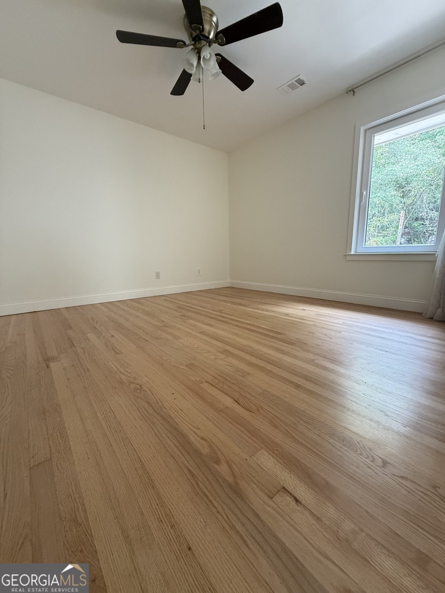 6900 ROCKLAND Road Lithonia - 17