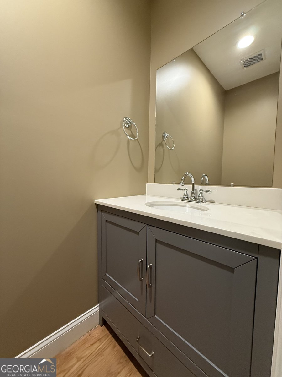 6900 ROCKLAND Road Lithonia - 19