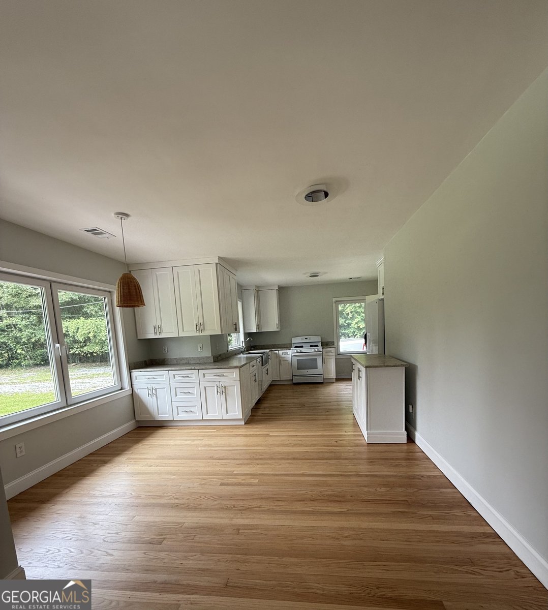 6900 ROCKLAND Road Lithonia - 6