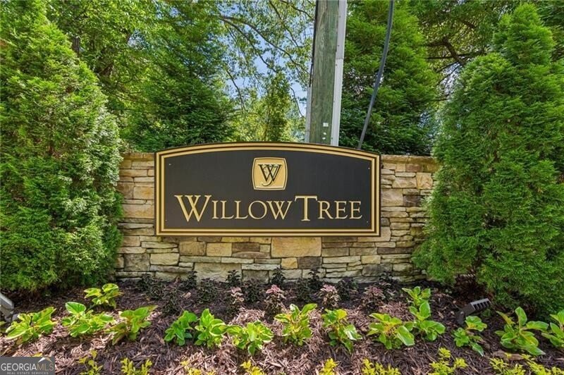 1667 Willow Way Woodstock - 44