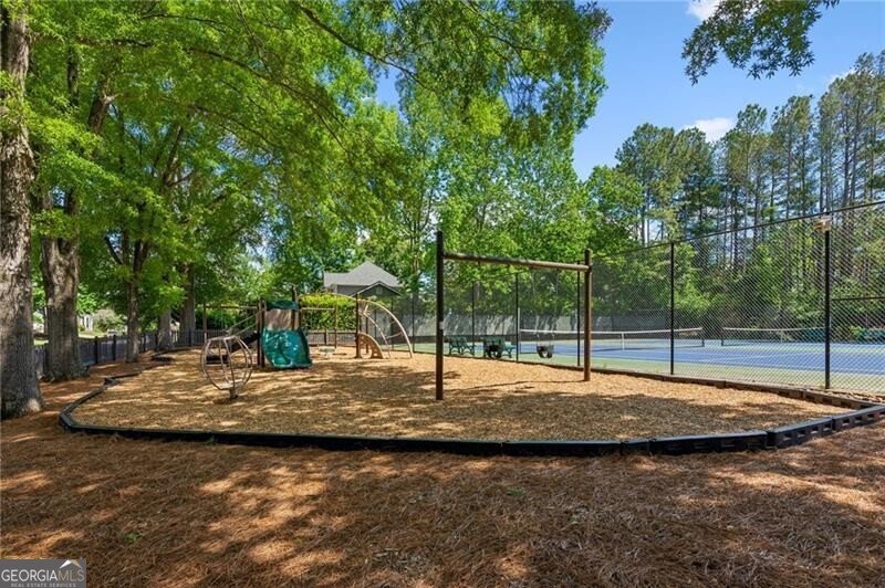 1667 Willow Way Woodstock - 48