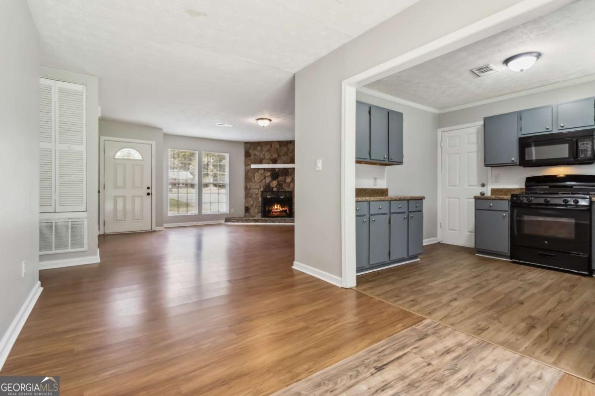 924 Sweetwater Circle Lawrenceville - 11