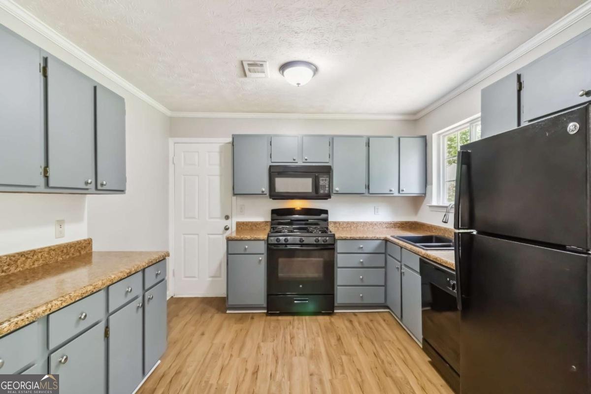 924 Sweetwater Circle Lawrenceville - 3