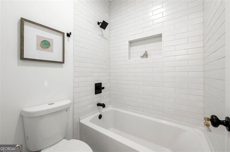 2860 3RD Atlanta - 31