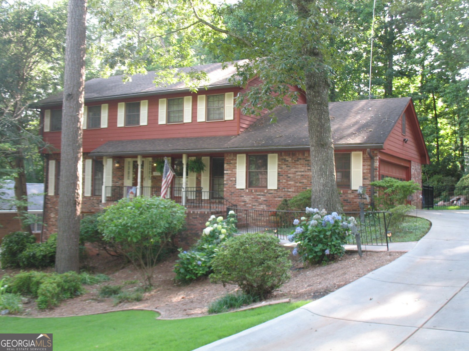 4098 Nancy Creek Way Brookhaven - 1