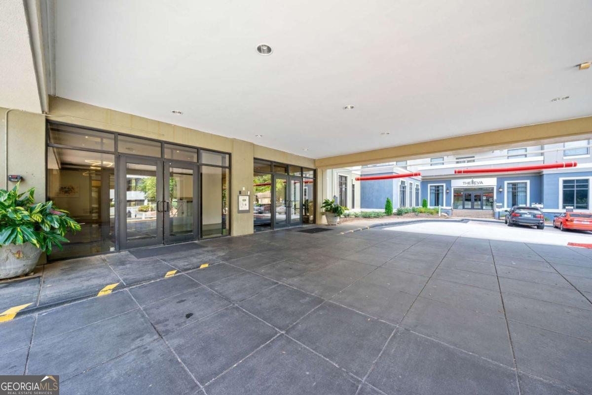 795 Hammond Drive Sandy Springs - 28