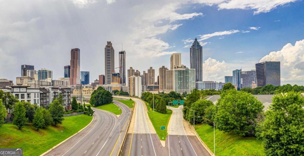 795 Hammond Drive Sandy Springs - 32