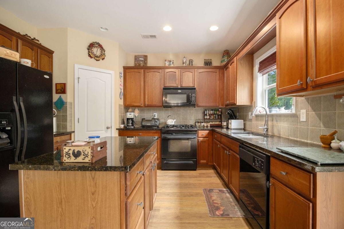 5925 Crescent Landing Drive Cumming - 16