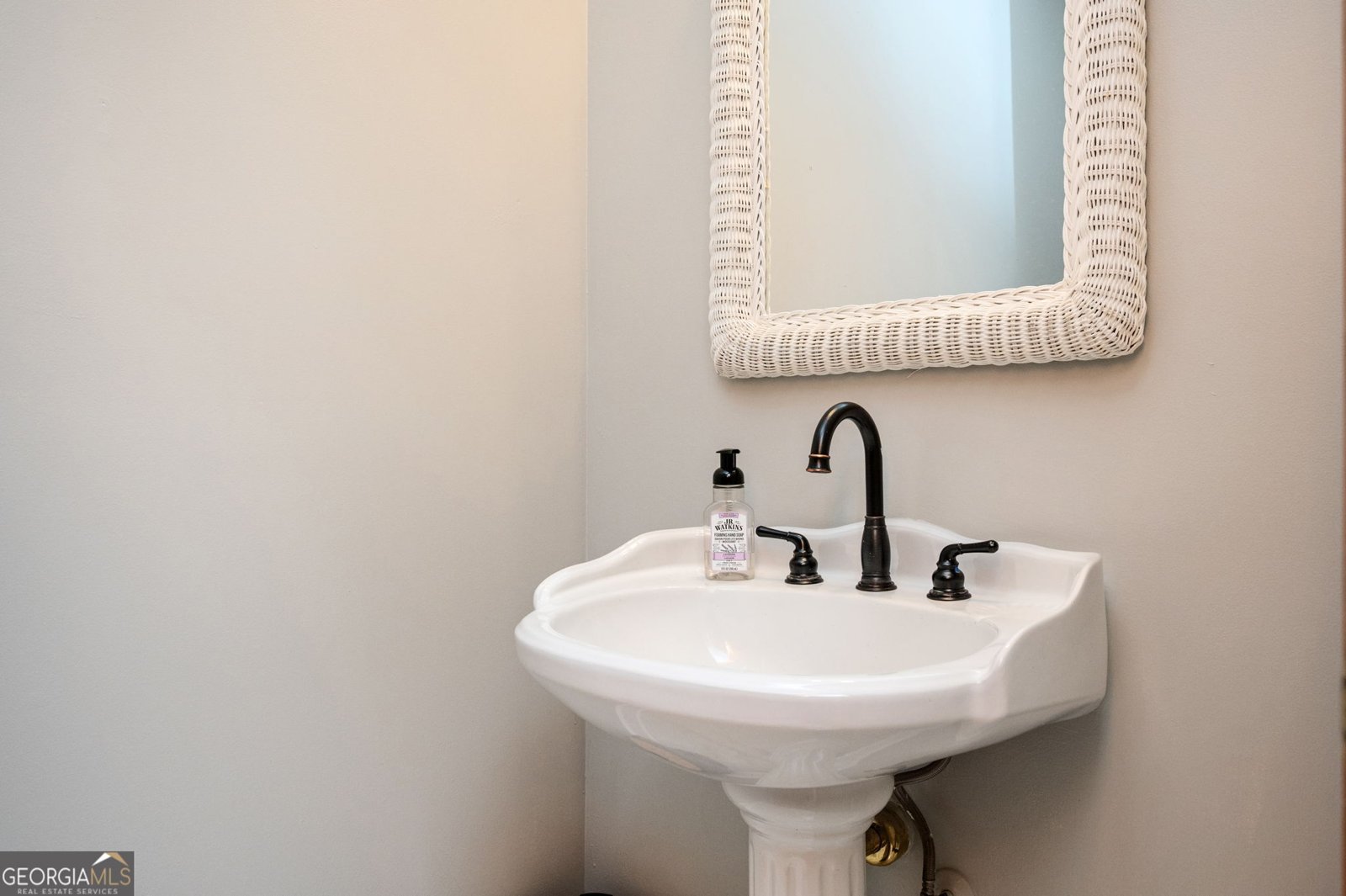13789 Woolsey Road Hampton - 46