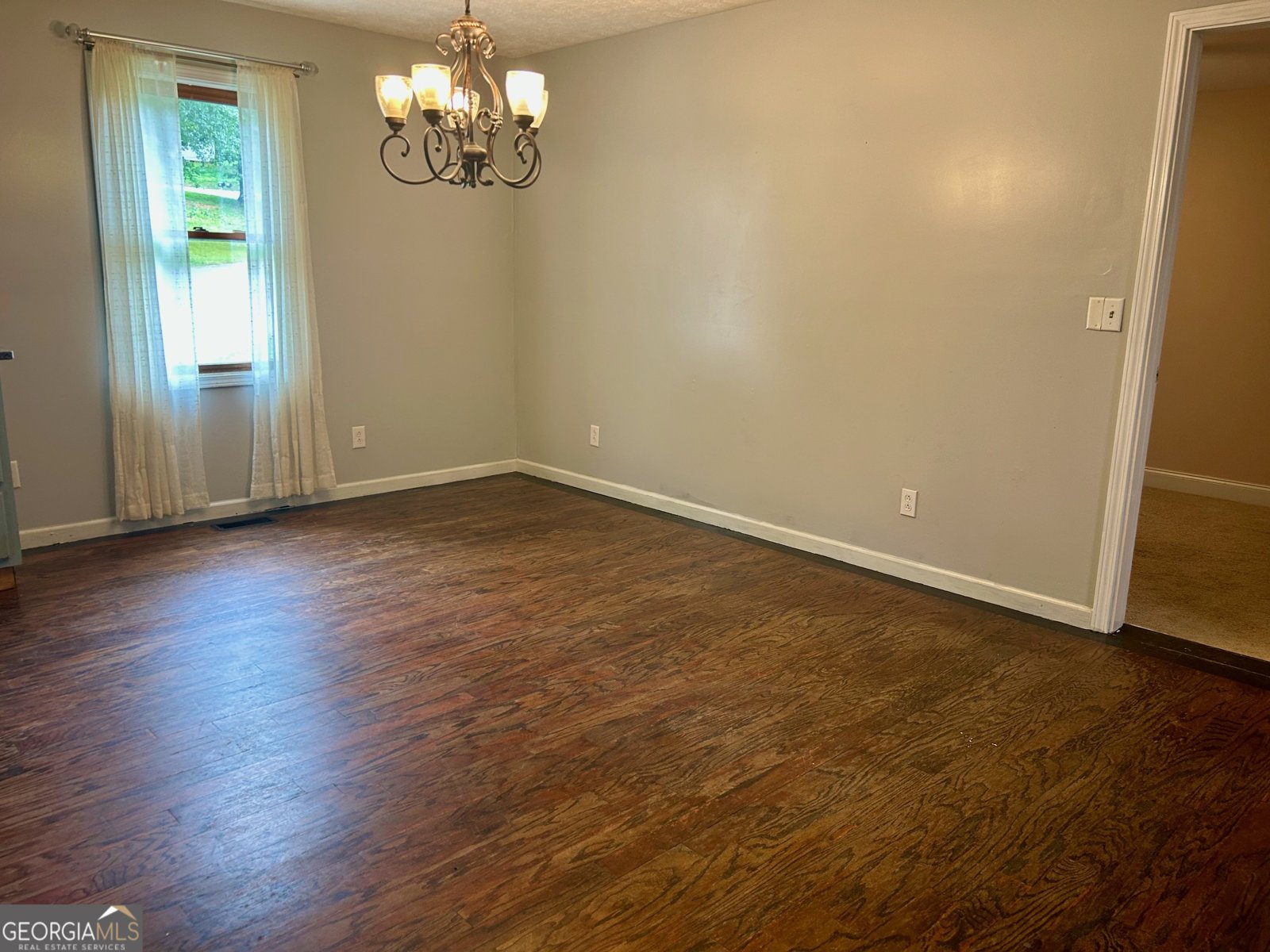 34 Sugarloaf Drive Cleveland - 18