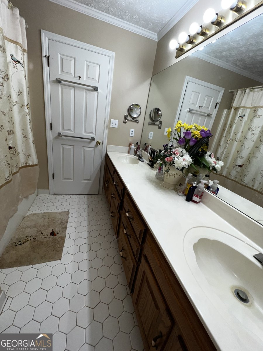 186 Kingston Road Colbert - 29