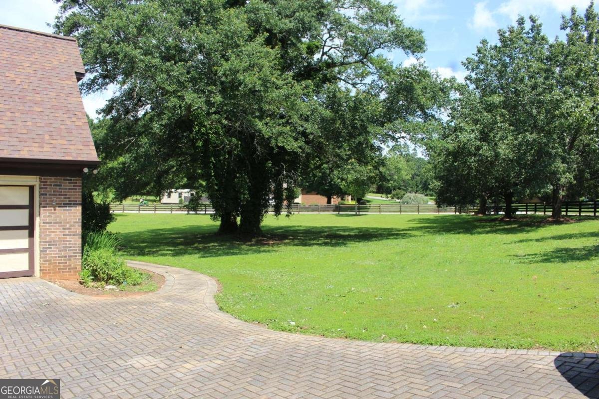 186 Kingston Road Colbert - 75