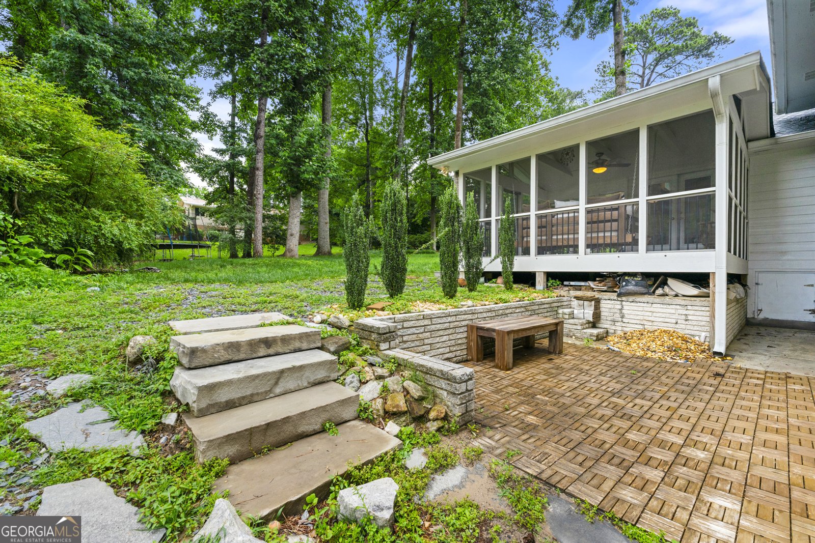 2944 Braithwood Court Atlanta - 35