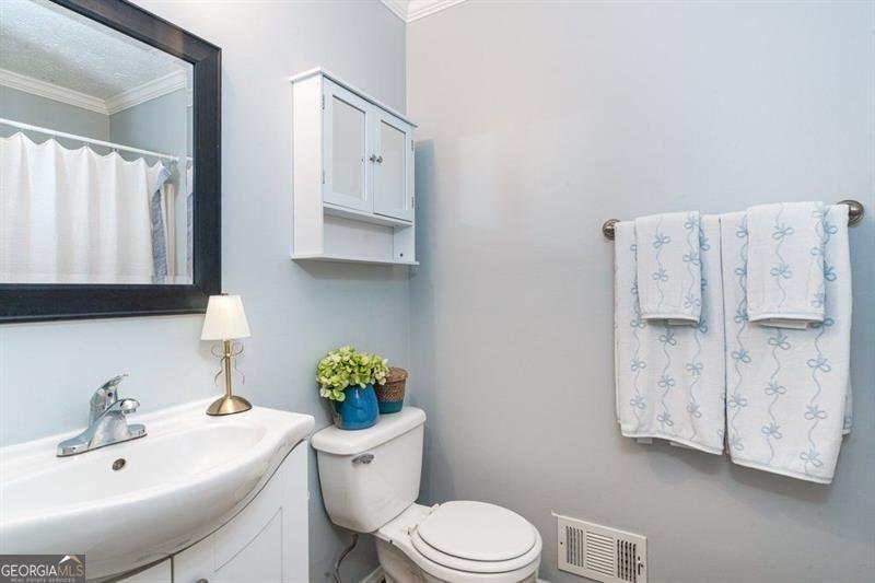 2884 BENT CREEK Drive Kennesaw - 24