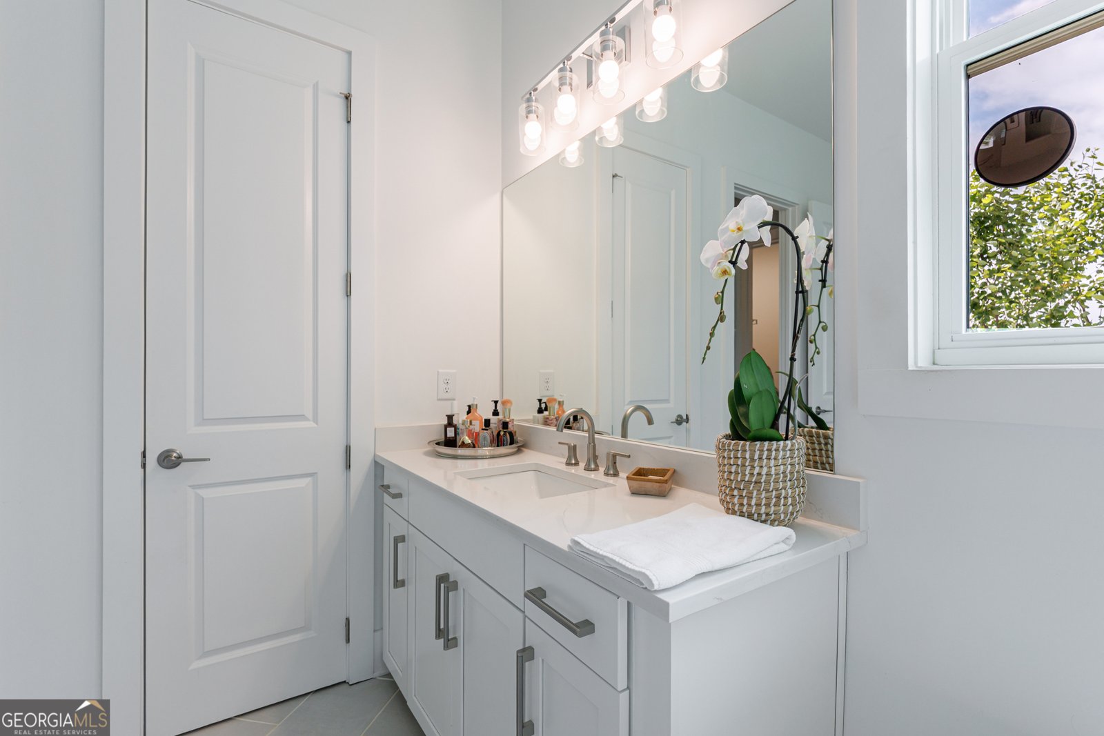 15755 Burdette Court Milton - 45