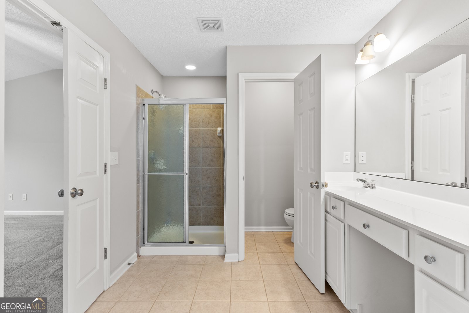 8750 Redford Ln Suwanee - 27