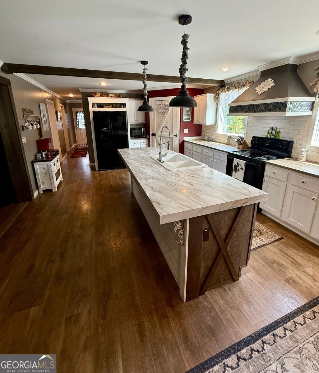 143 T South Drive Cleveland - 22