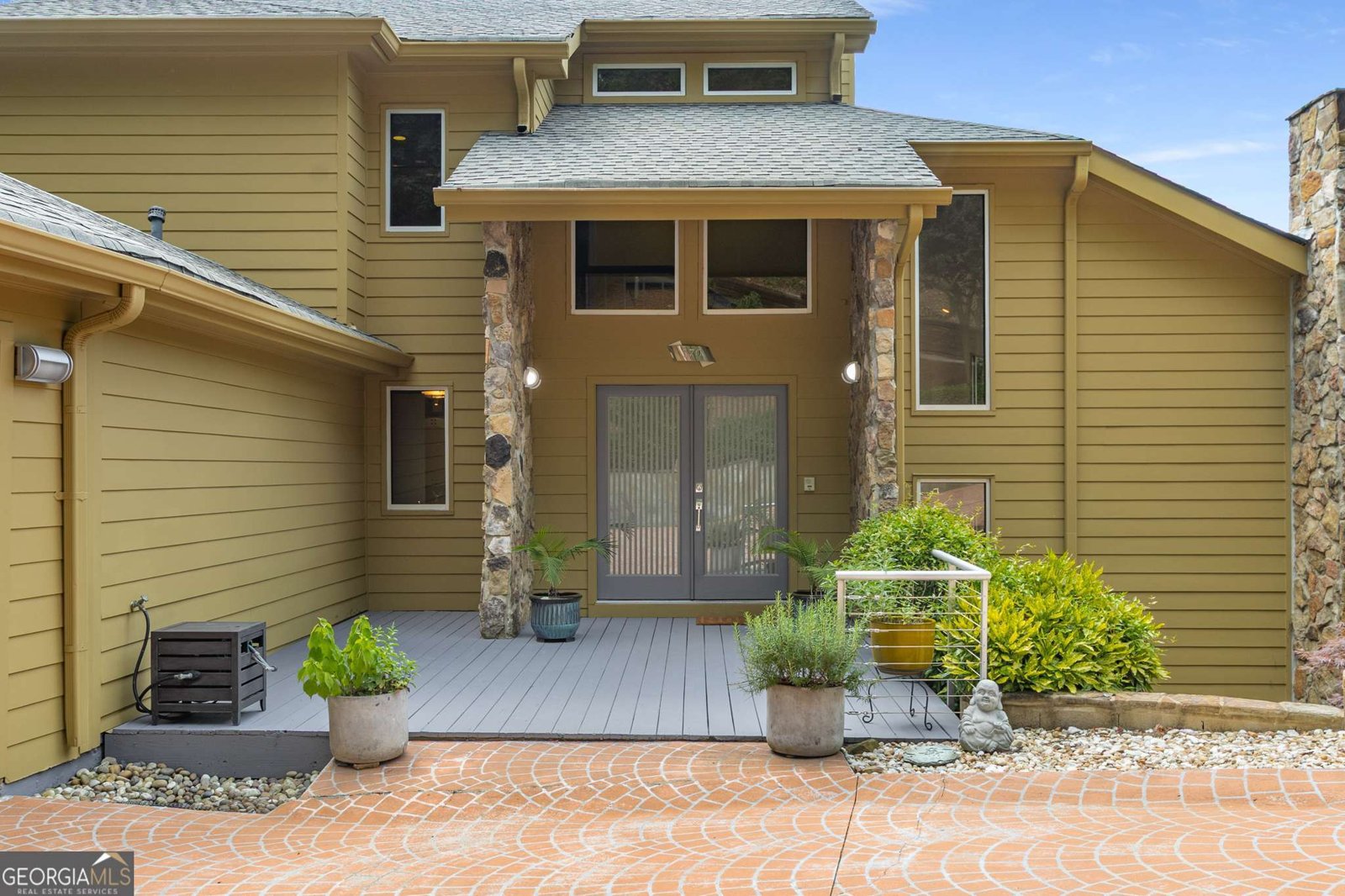570 Matterhorn Way Alpharetta - 1