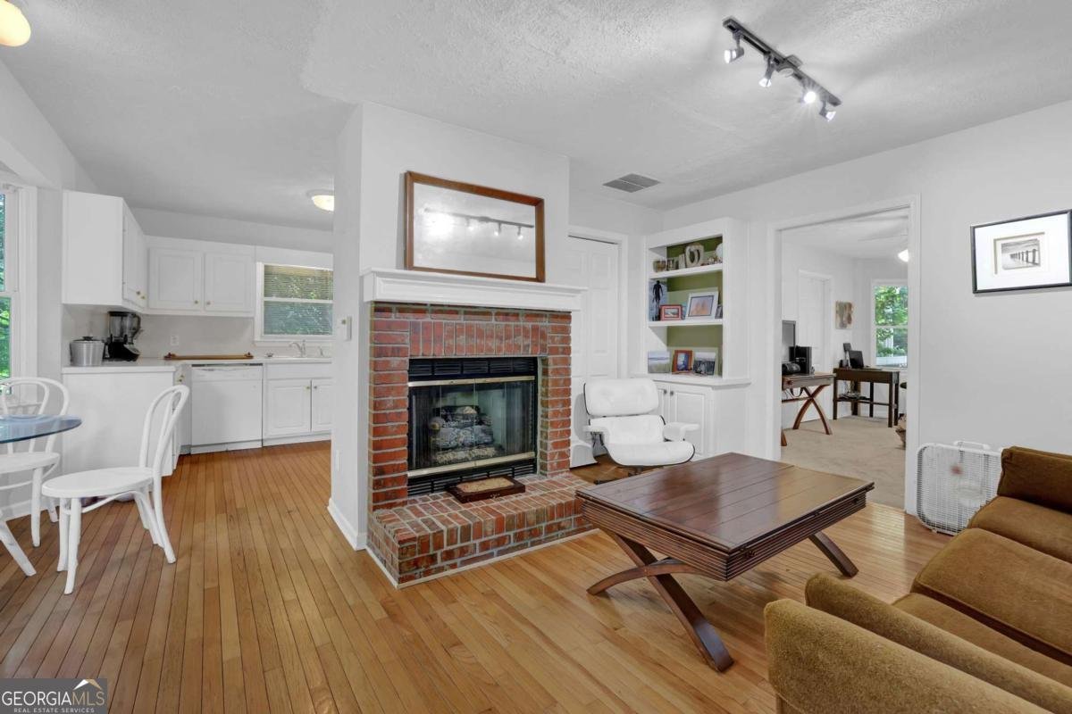 5154 Meadowbrook Circle Suwanee - 24