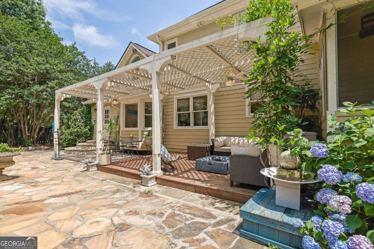 5154 Meadowbrook Circle Suwanee - 33