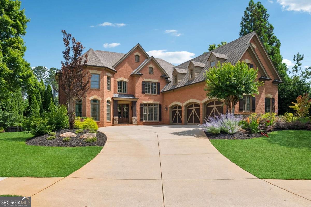 560 Arcaro Drive Milton - 1