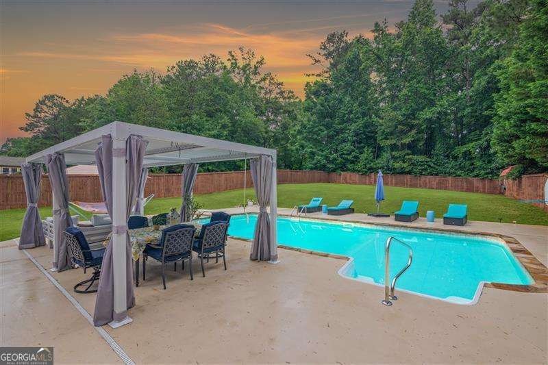 5928 Edenfield Drive Acworth - 38
