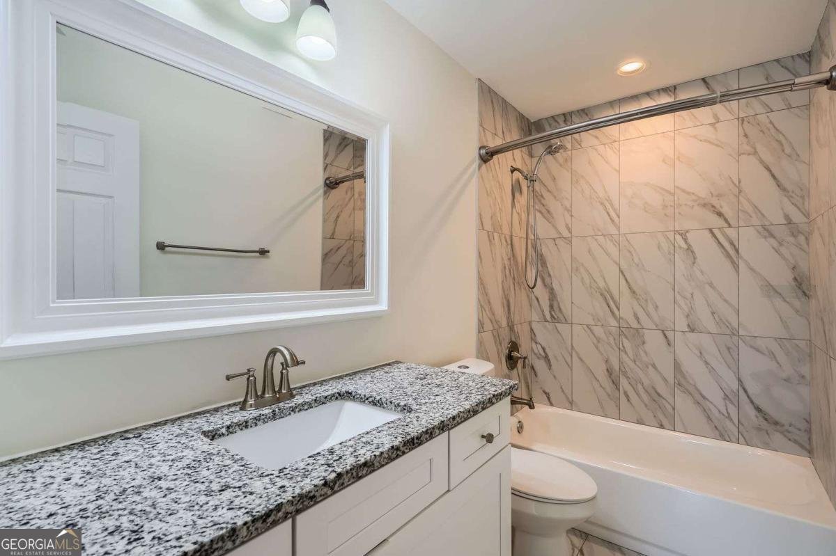 3290 Spincaster Way Loganville - 4